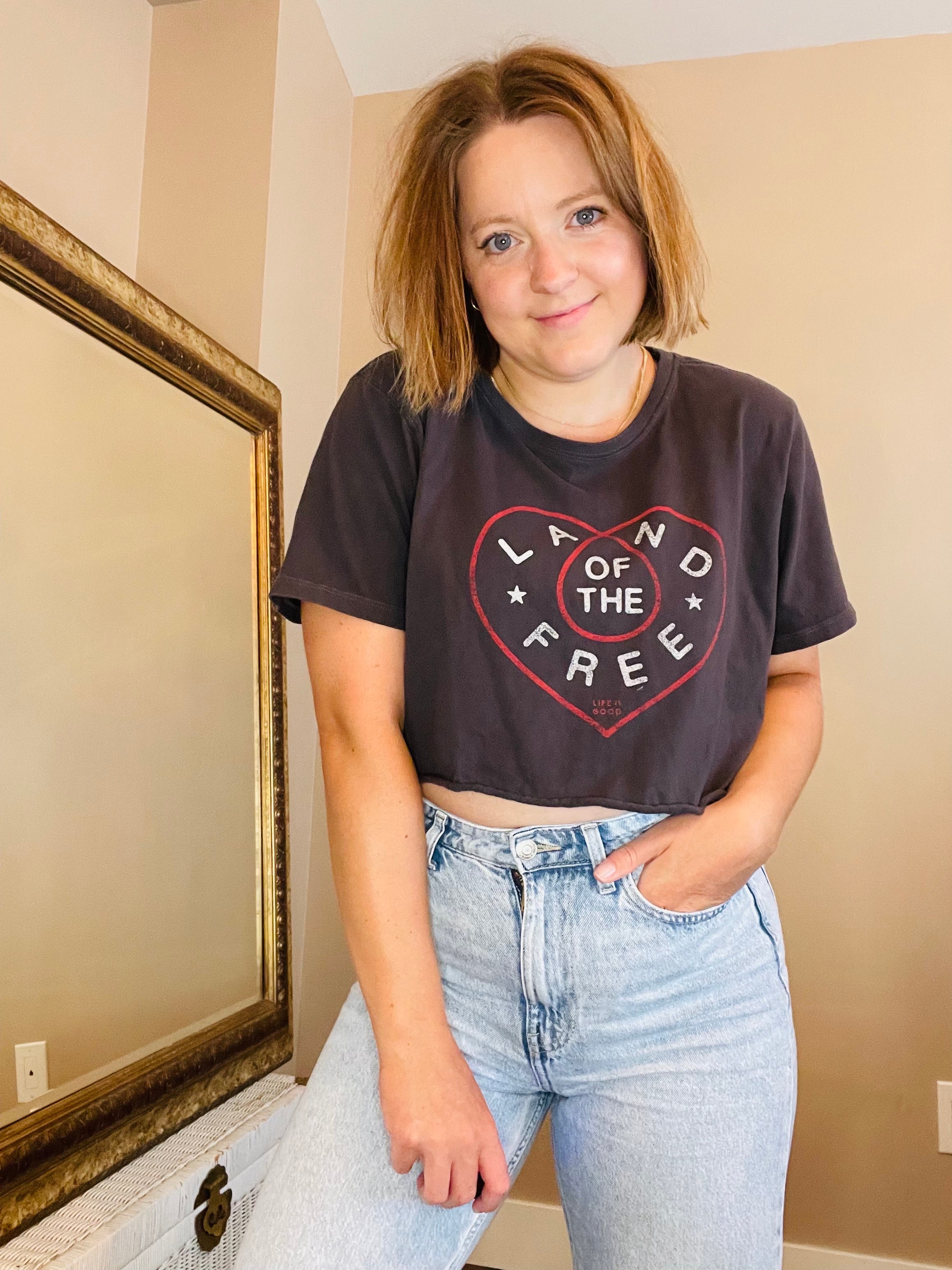 Life is Good Cropped Tee Size: XLarge