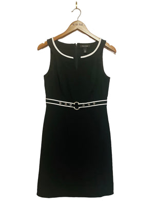 Black and White Classic Mini Size: 4