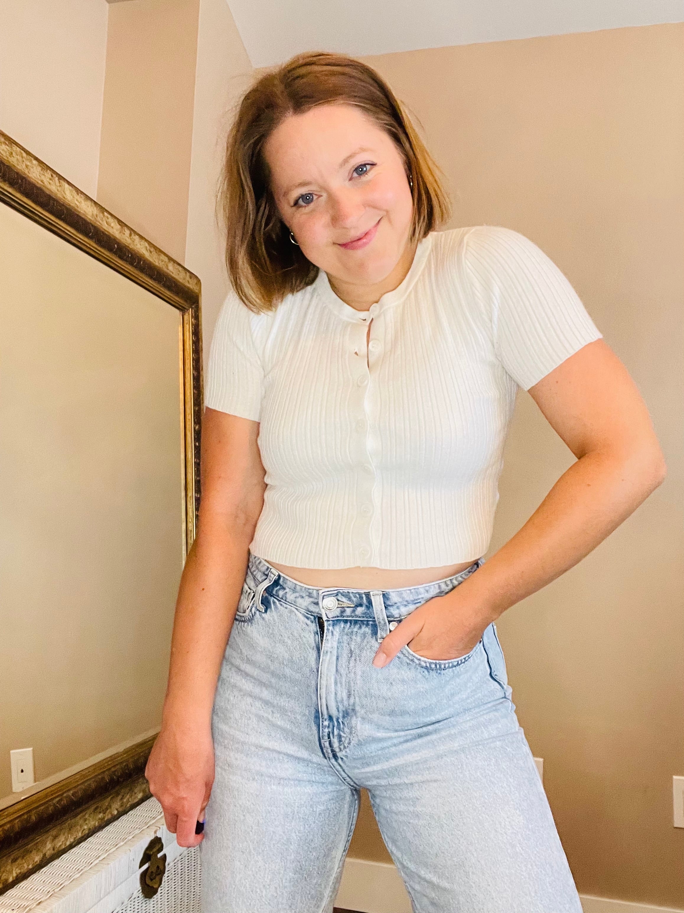 Short Sleeve White Button Down Sweater Size: Large (Best fit Med)