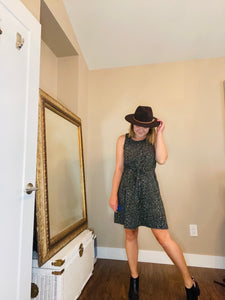 Printed Waist Tied Dress Size: Medium