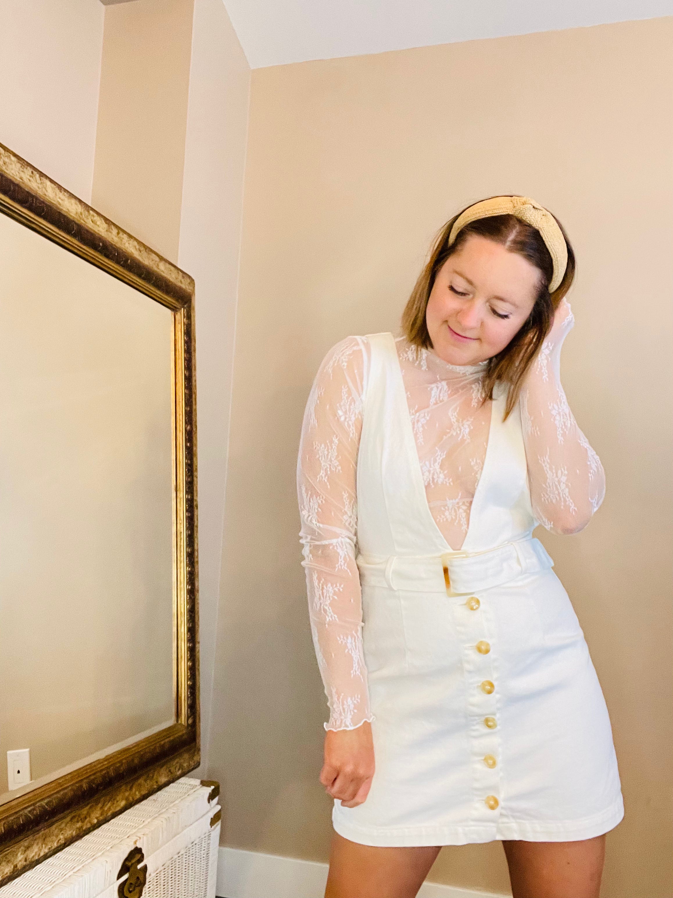 White Denim Dress Size: Medium