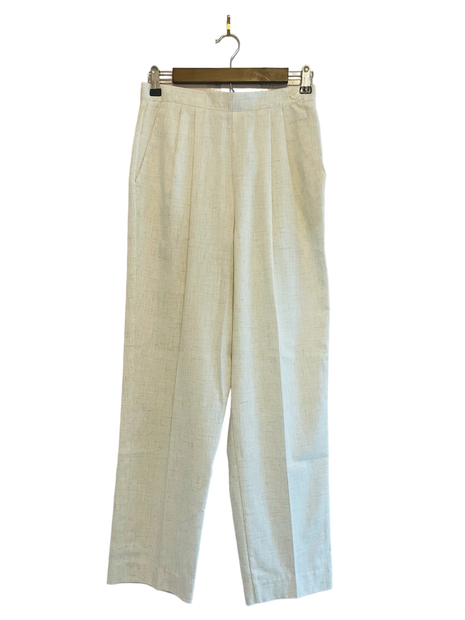Pleated Crisp Vintage Light Pant Size: Vintage 8 *Modern Best Fits: 2/4
