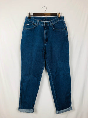 Classic Blue Lee Mom Jean Size: Vintage Best Fits: 8