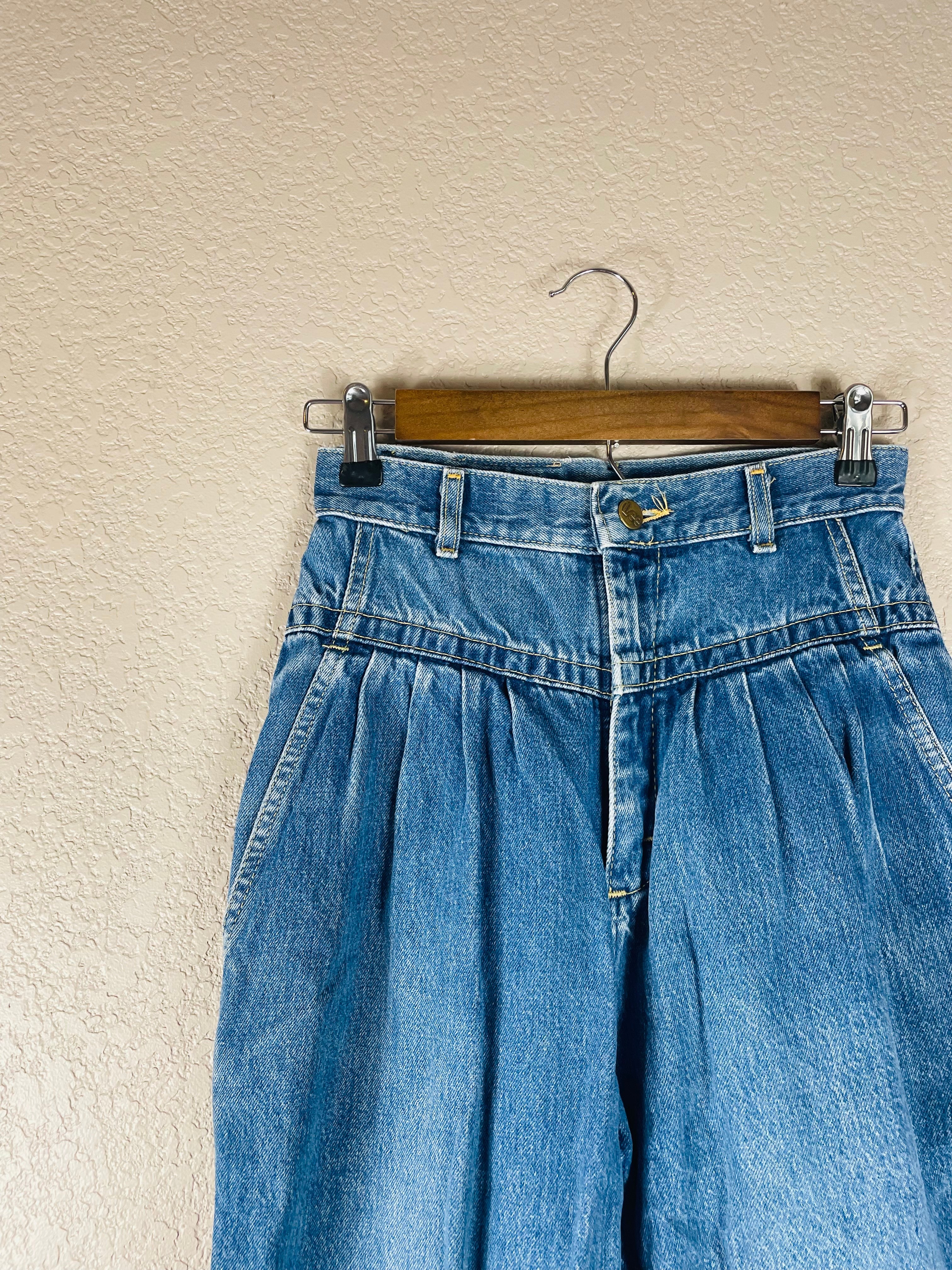 Vintage Lee High Waisted Denim Waist: 26"